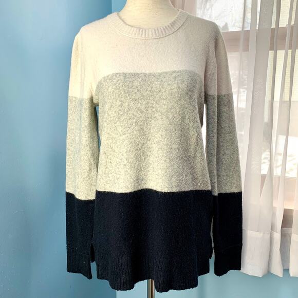 J. Crew Factory Color Block Crewneck Sweater in Extra-Soft Yarn Size Small - Picture 6 of 7